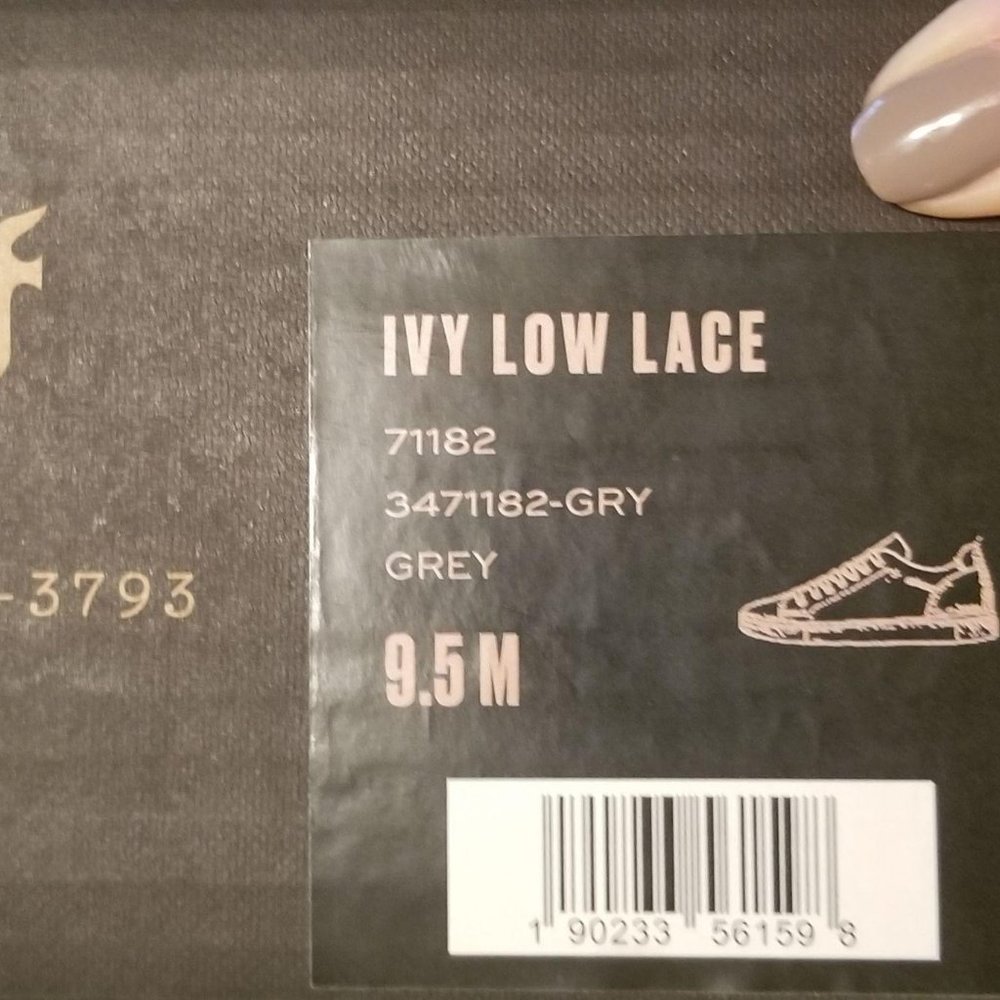Frye Nubuck Leather Ivy Low Lace Sneakers Shoes - Picture 8 of 8